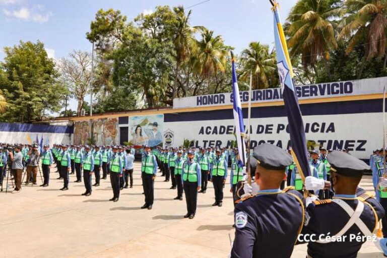 Rosario destaca graduación de más de 200 Policías de Transitó