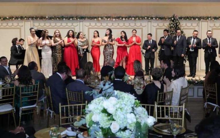 Fundación INCANTO llevó a cabo una Gala Navideña celebrando a sus colaboradores