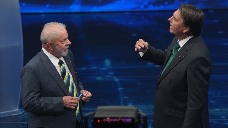 Militantes de Lula y Bolsonaro se toman las redes sociales