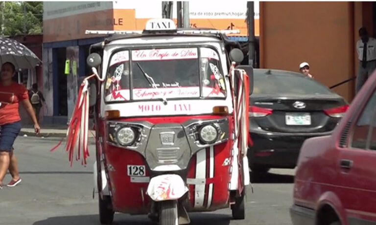 Se aplicaron más de 90 multas a conductores de caponeras en la última semana