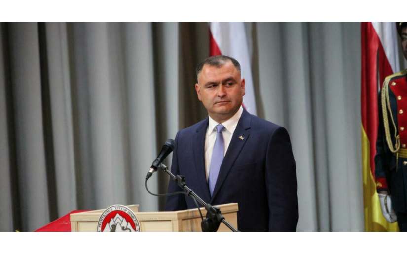 Presidente de la República de Osetia del Sur, Alan Gagloev.