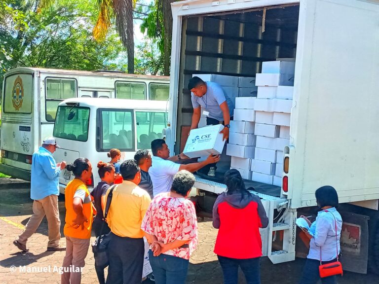 Llegan las maletas electorales a la bodega departamental de Carazo