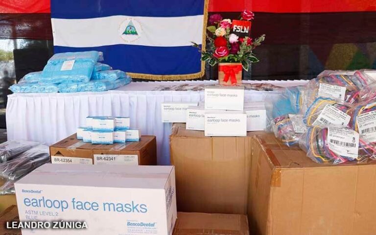 MINSA recibe donativo de mobiliario e insumos médicos