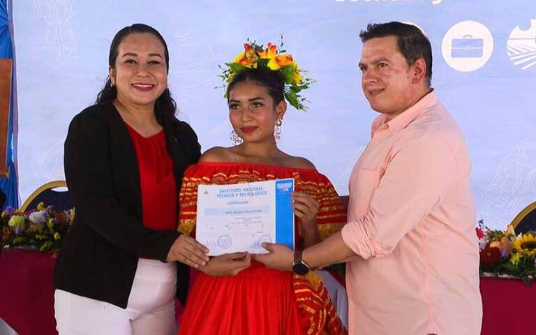Centro Cultural Politécnico José Coronel Urtecho “No volverá el pasado” realiza su primera promoción
