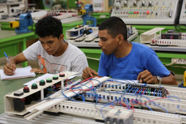 Nicaragua tendrá dos nuevos Centros de Educación Técnica