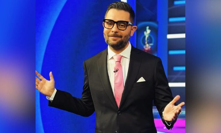 Ricardo Casares reaparece en Redes Sociales