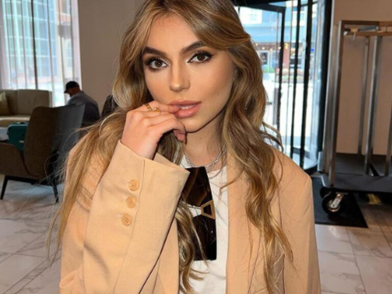 Sofia Castro se ha comprometido con su pareja