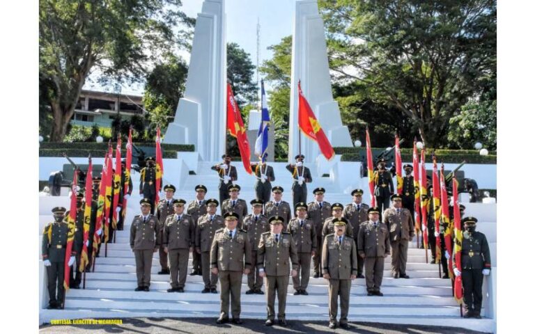 Ejército realiza graduación de cursos de la Escuela Superior del Estado Mayor
