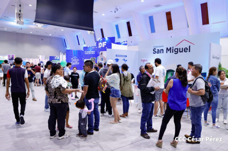 Más de 8 mil personas visitaron la II Feria Nacional de la Vivienda