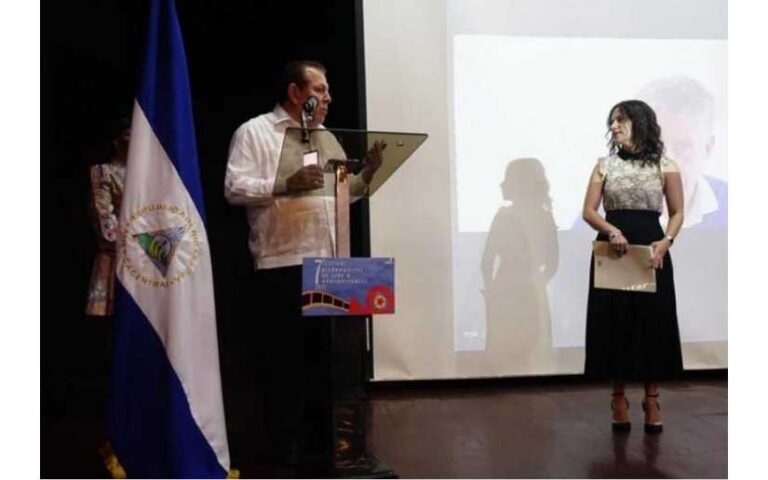 Desarrollan festival de cine y audiovisuales