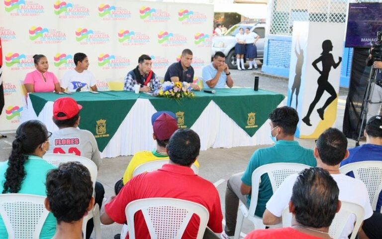 Presentan las propuestas y compromisos de trabajo a dirigentes y deportistas