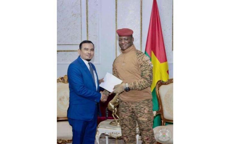 Embajador de Nicaragua presenta Cartas Credenciales en Burkina Faso
