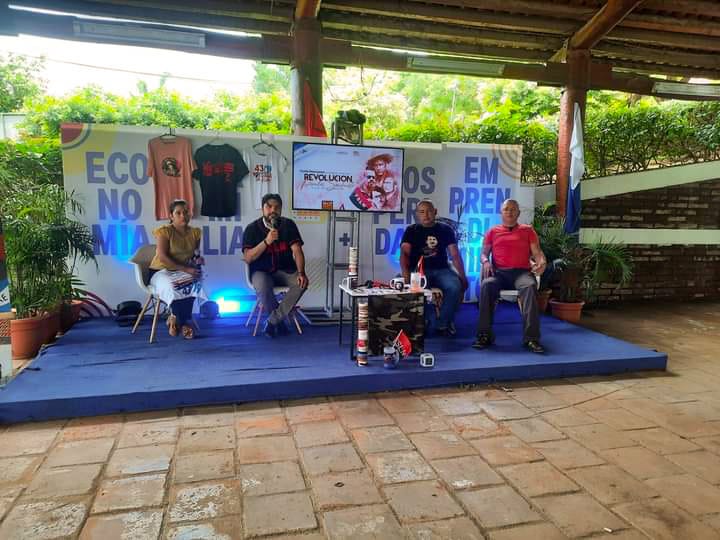 Realizan feria en saludo al 43/19