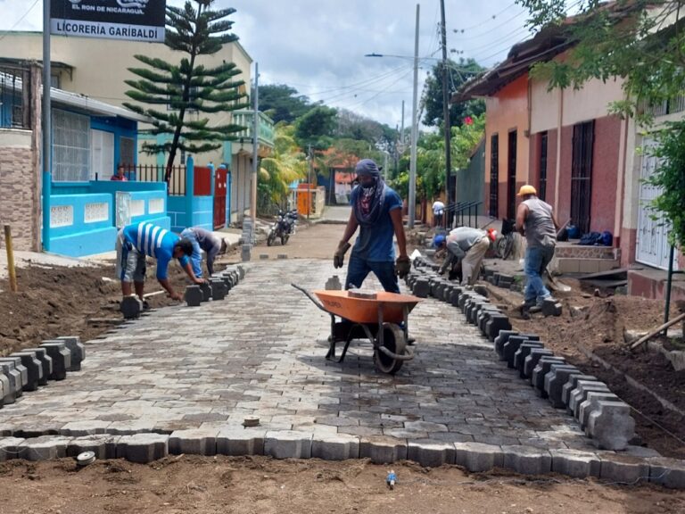 Nuevas calles adoquinadas en Niquinohomo