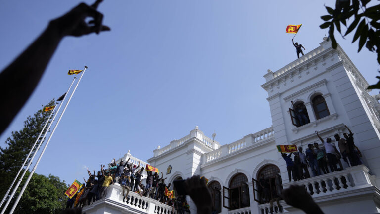 Oficializa su renuncia el presidente de Sri Lanka