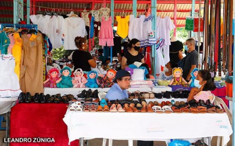 Feria en Managua por el Día del Estudiante