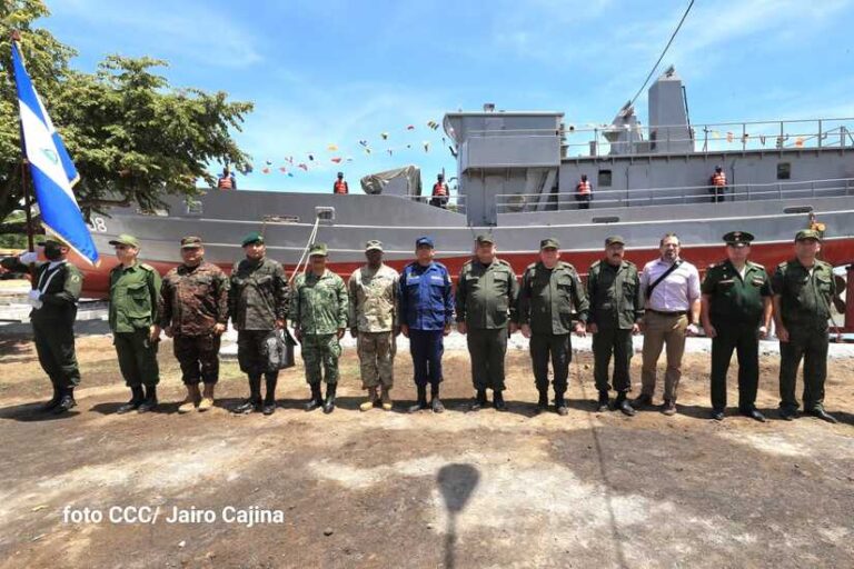 Ejército inaugura dique e infraestructura en Corinto