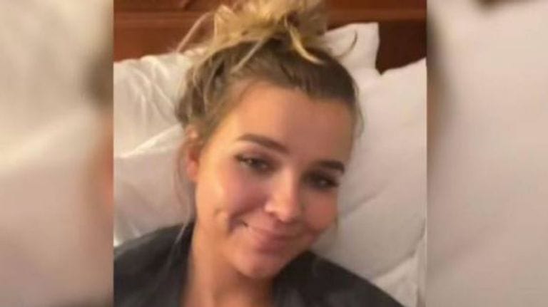 Viajo larga distancia para conocerlo y la dejo plantada