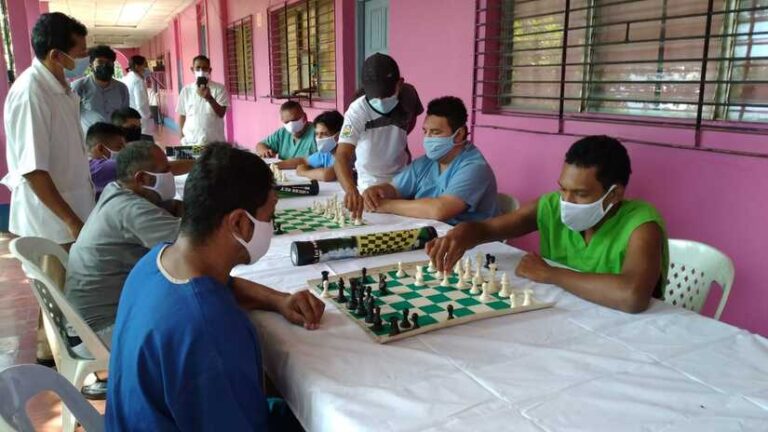 Pacientes del hospital Psicosocial participan en torneo de ajedrez