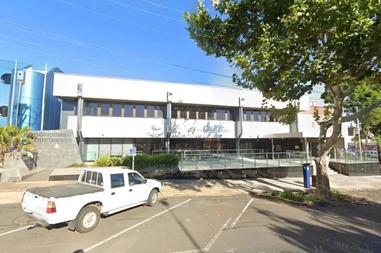 Captan a pareja teniendo sexo en juzgado