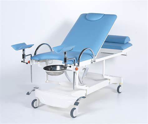 MINSA entrega camillas y teléfonos celulares a los SILAIS