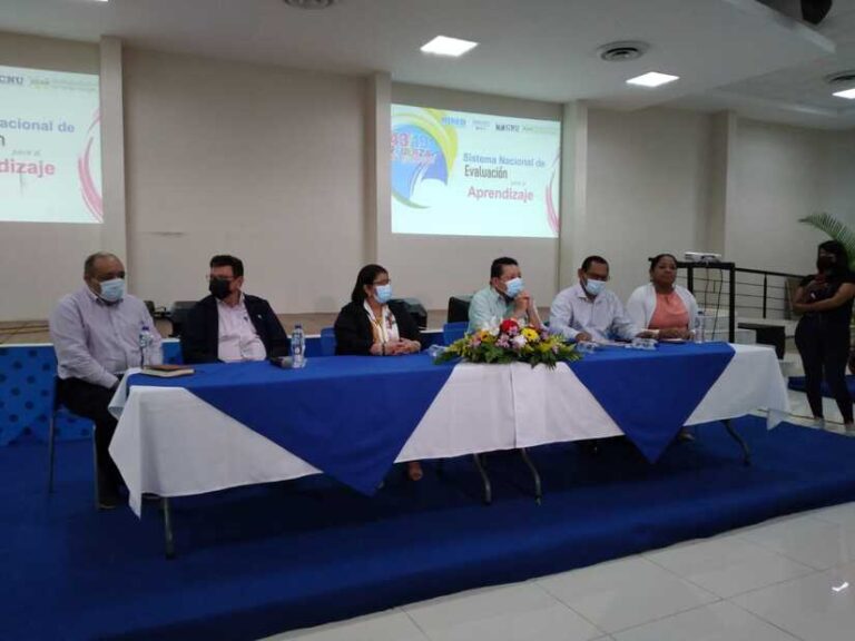 Realizan seminario de Educación para el Arte y la Cultura