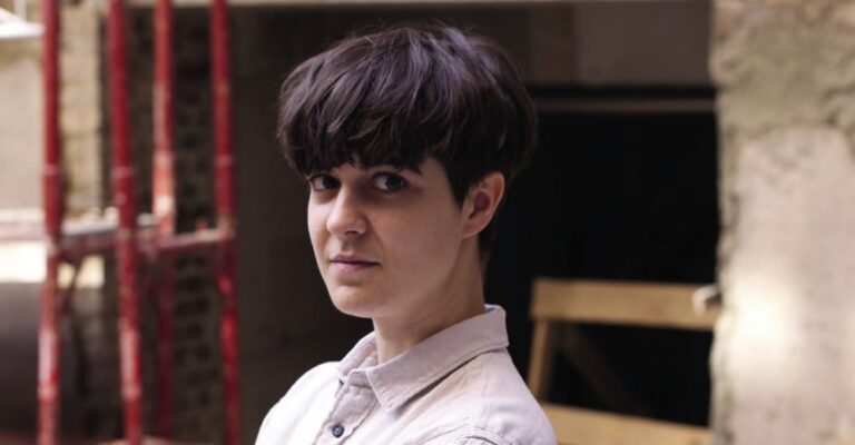 Rechaza herencia porque no quiere ser millonaria