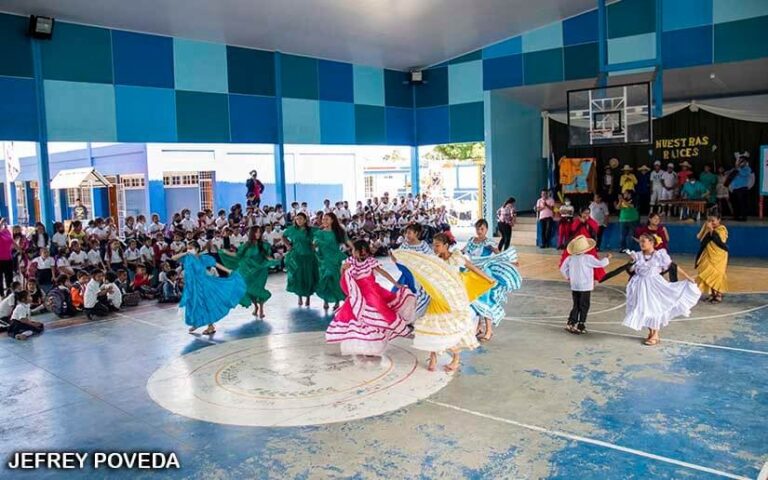 Realizan Festival Artístico en saludo al Día Internacional de los Pueblos Indígenas