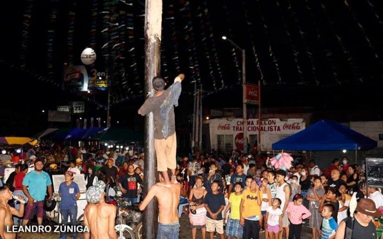 Miles de familias disfrutaron del tradicional Palo Lucio
