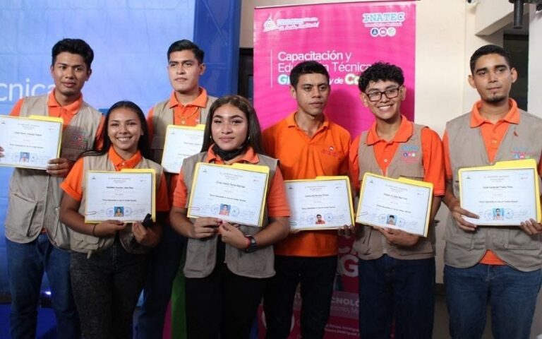 Más de cien nuevos profesionales se suman al ramo turístico y hotelero