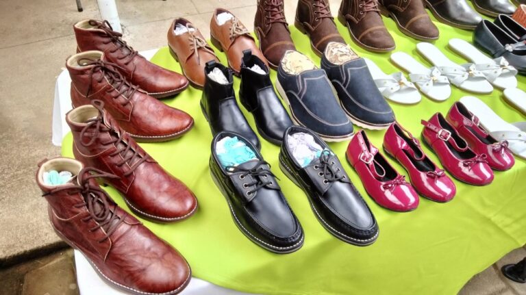 Presentan proyecto para la transformación del calzado y marroquinería