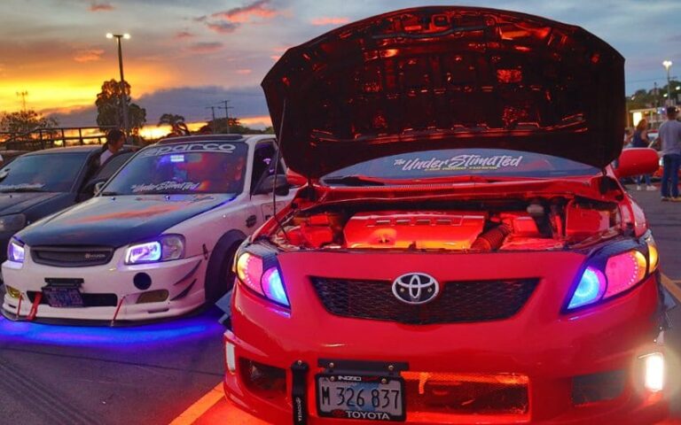 Exhiben autos modificados en Managua