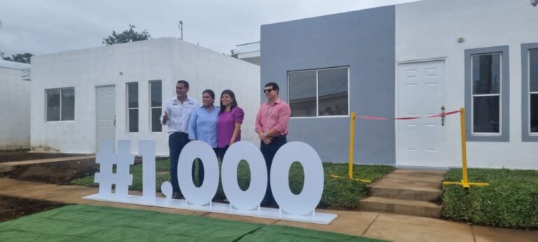 Entregan la vivienda número 1000 de un proyecto habitacional en Managua