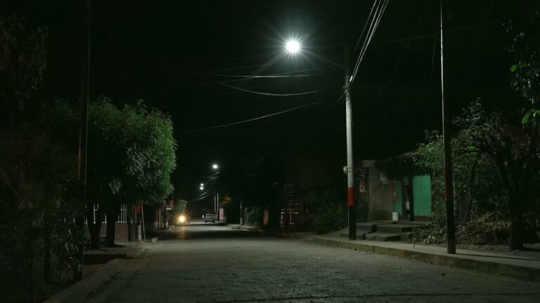 Inauguran sistema de alumbrado público en San Juan de Limay