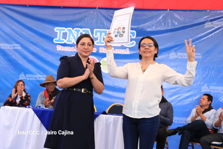 Presentan el nuevo Centro Cultural y Politécnico “José Coronel Urtecho”. ¡No volverá el Pasado!