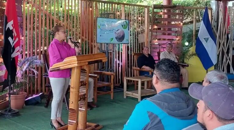 Fortalecen enlaces socio-productivos del sector porcino