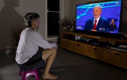 Lula mantiene 12 puntos de ventaja frente a Bolsonaro