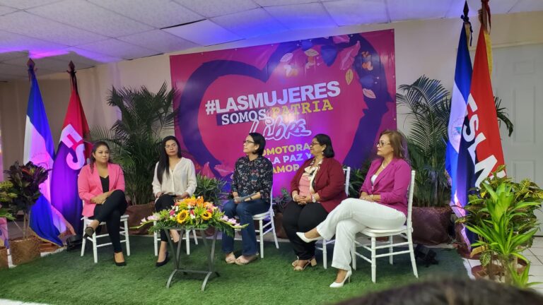 Inicia campaña Las Mujeres Somos Patria Libre