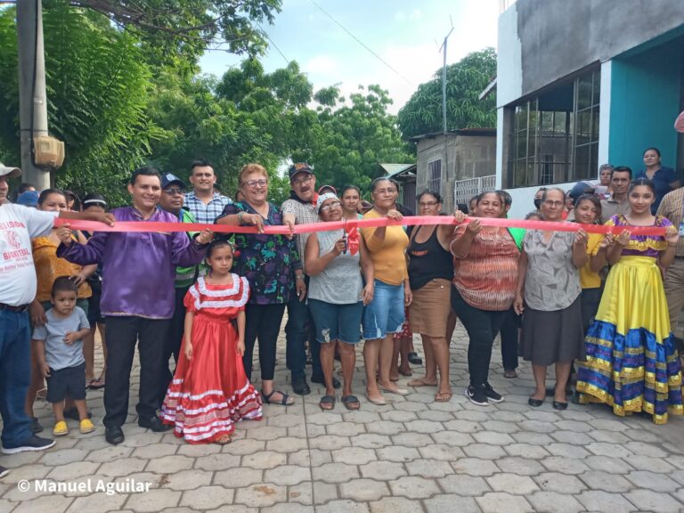 Inauguran calles en la comunidad Lomas de Santiago, Jinotepe
