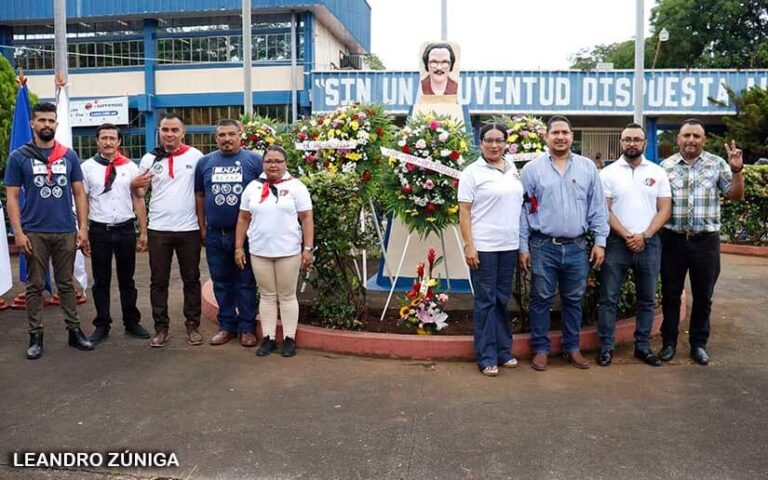 Conmemoran natalicio del Comandante Pedro Aráuz Palacios