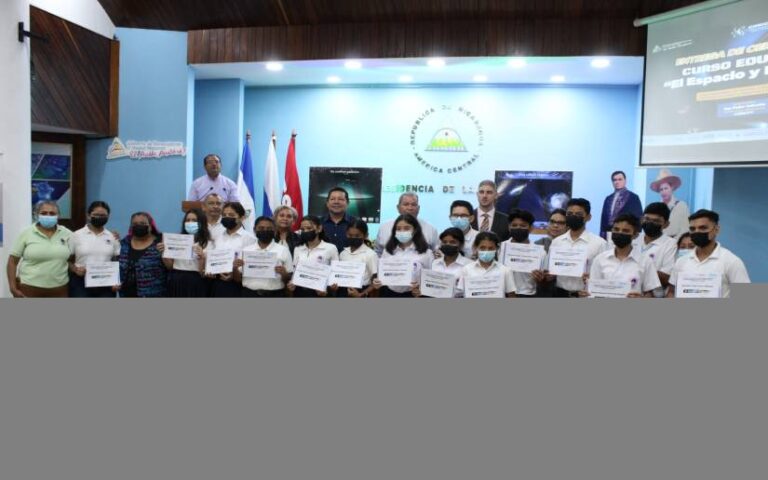Concluye curso educativo “El Espacio y el Mundo”