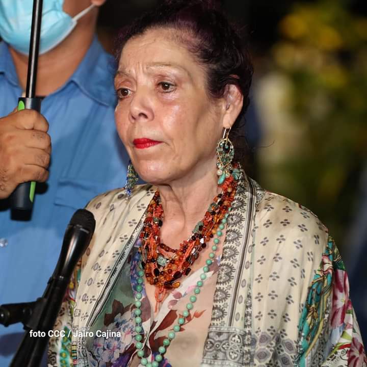 “Aquí estamos rindiendo tributo a esta patria que tanto amamos”, destaca Rosario