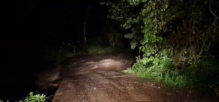 Hombre fallece al intentar cruzar un río en Pueblo Nuevo