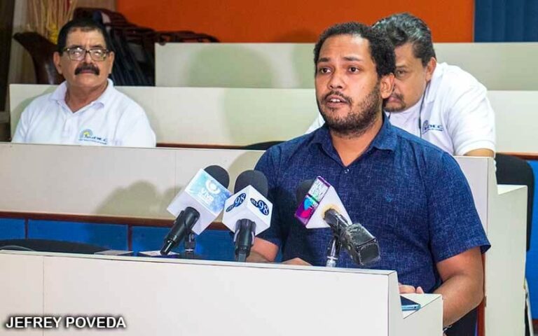 Productos de la canasta básica mantienen su precio estable