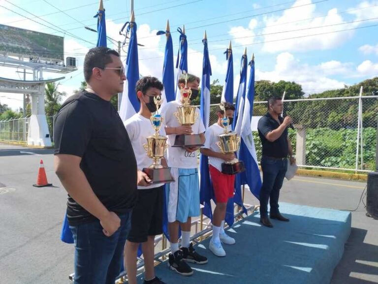 Realizan maratón “Por amor a la vida y por amor al deporte”