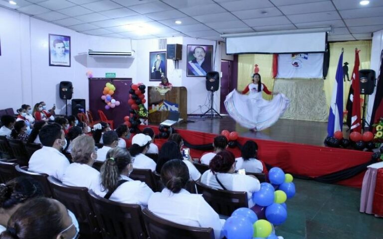 Festejan los 12 años de servicios del Movimiento de Enfermería