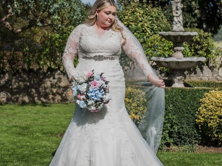 Novia queda plantada en el altar y decide continuar con la fiesta