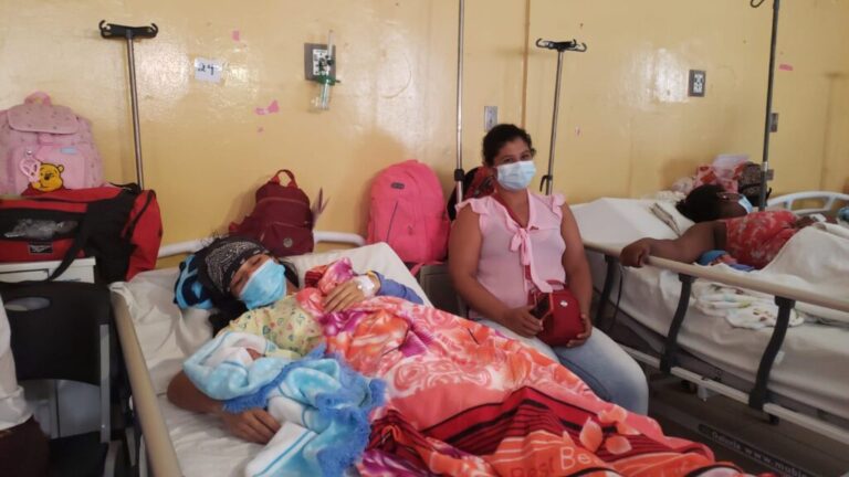 Hospital Alemán Nicaragüense atendió 21 nacimientos durante emergencia por Julia