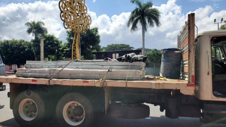 Gobierno de Nicaragua envía 15 mil láminas de zinc a zonas afectadas por Julia