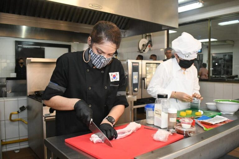 Realizan concurso de comida coreana en Managua